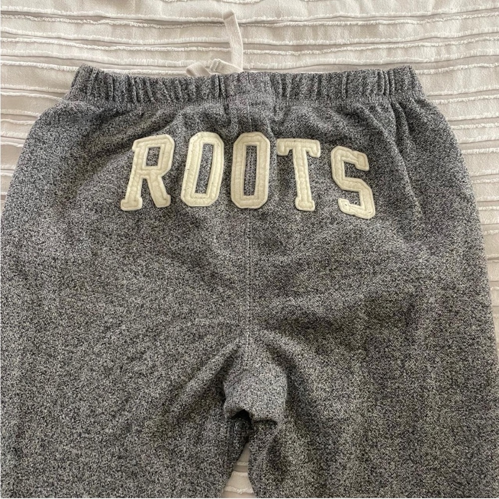 Roots Gray Sweatpants sz S